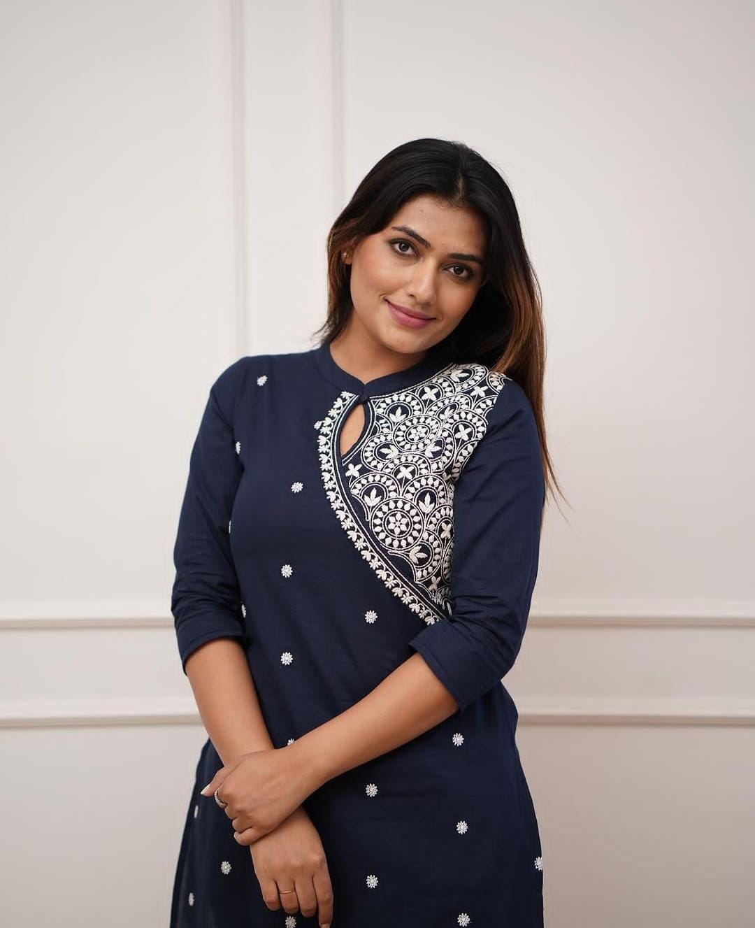 Classy Kurti with Pant with Detailed Embroidery