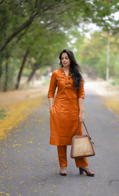 Veloura Essence Women Fashion Cotton Slub Embroidered Kurti & Pant Set