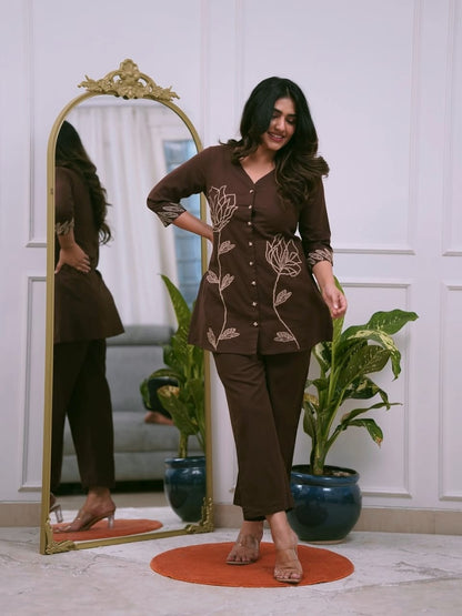 Aurelia Grace Women Fashion Embroidered Cotton Kurti & Pant Set